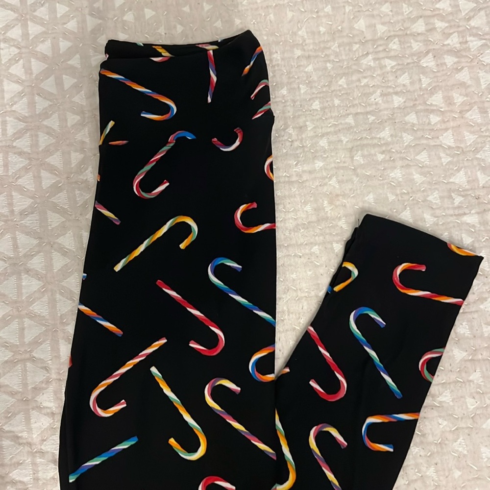 Colorful Candy Cane Leggings Juniors Small NWT